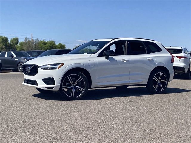 2021 Volvo XC60 R-Design