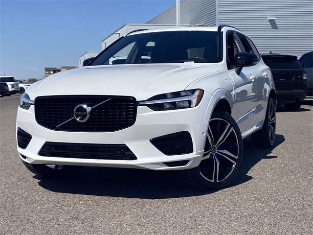 2021 Volvo XC60 R-Design