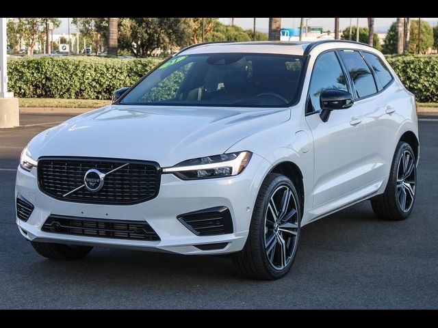 2021 Volvo XC60 R-Design