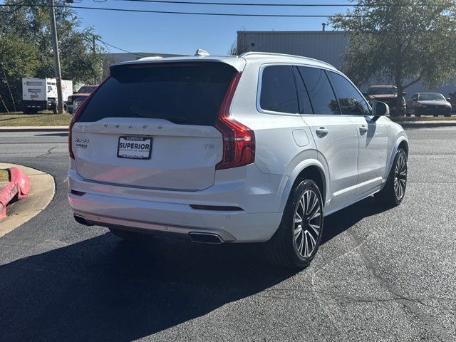 2021 Volvo XC90 Momentum