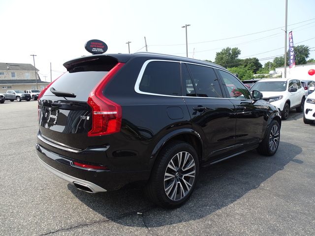 2021 Volvo XC90 Momentum