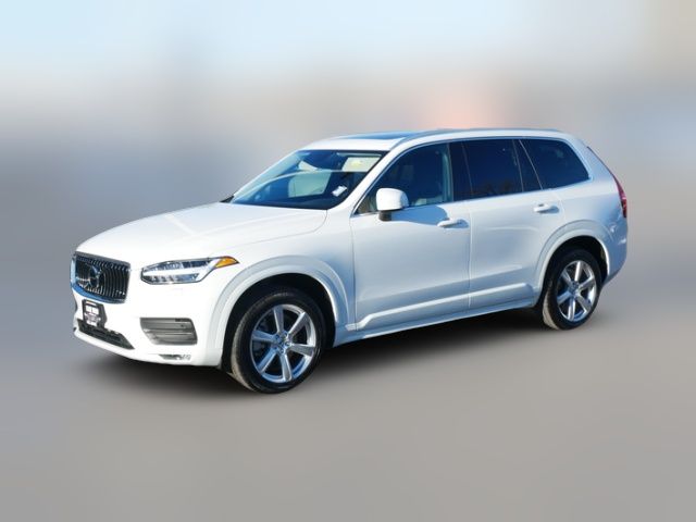 2021 Volvo XC90 Momentum