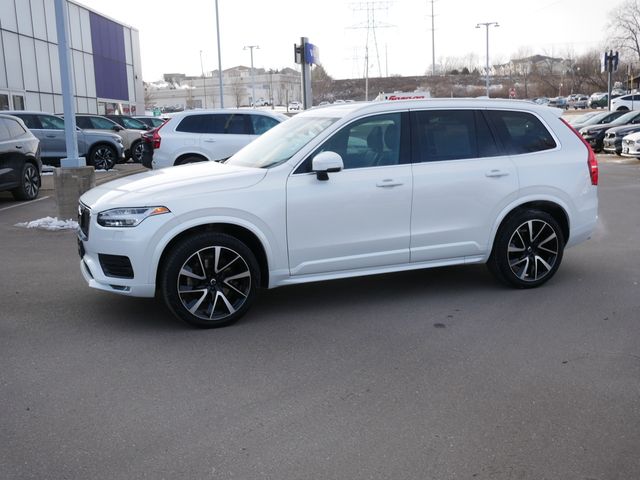 2021 Volvo XC90 Momentum