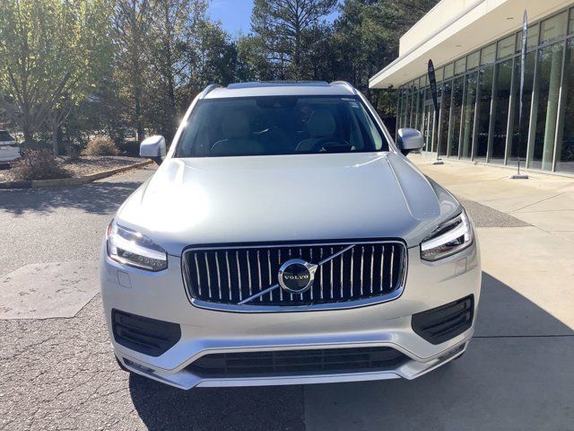 2021 Volvo XC90 Momentum