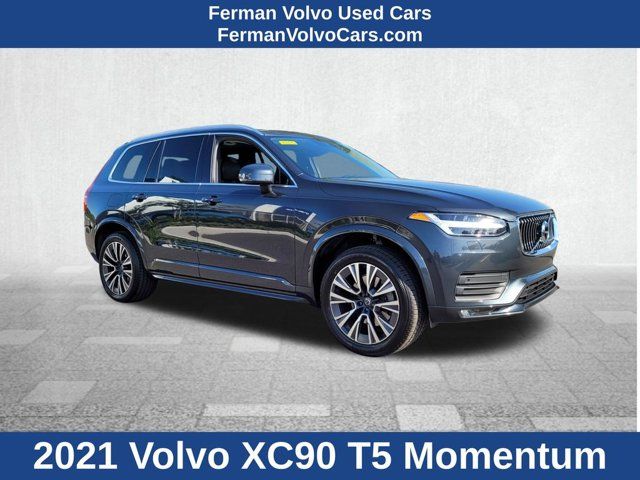 2021 Volvo XC90 Momentum