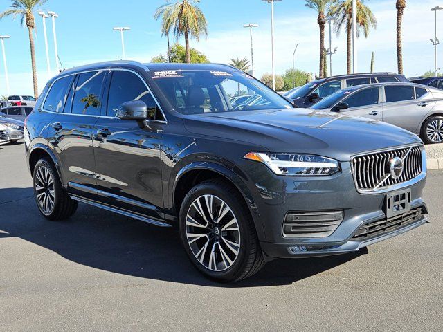 2021 Volvo XC90 Momentum