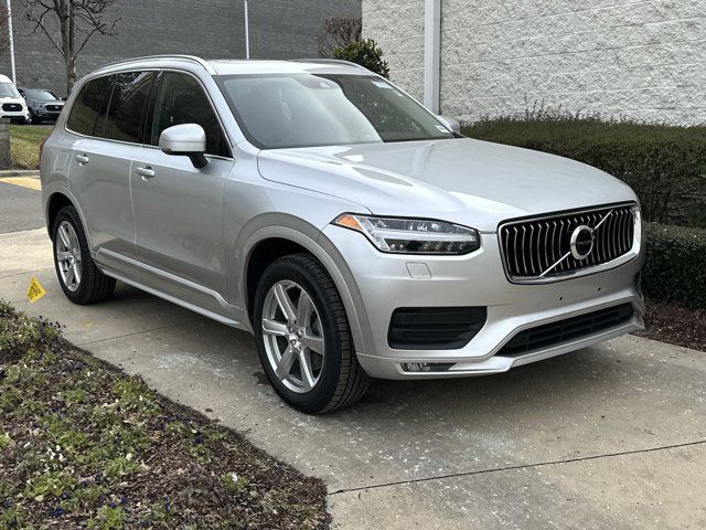 2021 Volvo XC90 Momentum