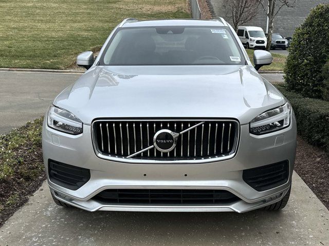 2021 Volvo XC90 Momentum