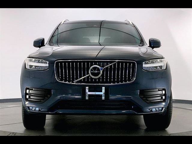 2021 Volvo XC90 Momentum