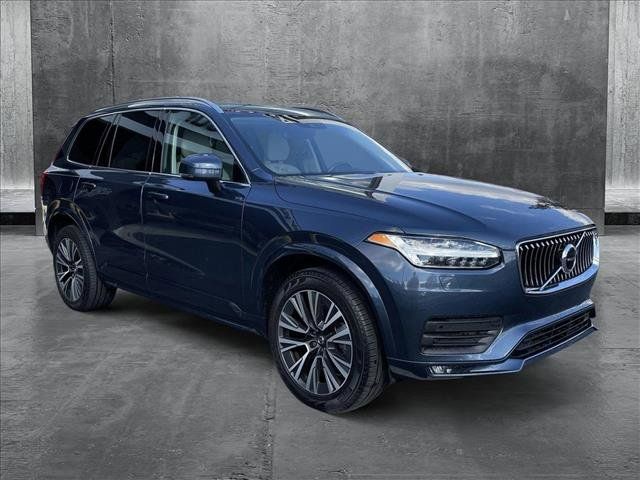 2021 Volvo XC90 Momentum