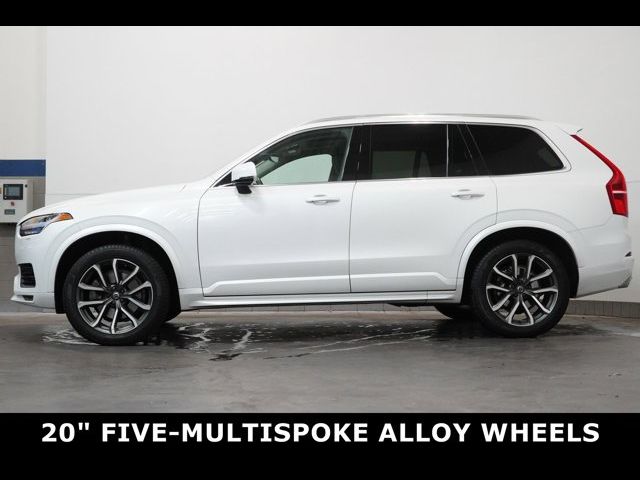 2021 Volvo XC90 Momentum