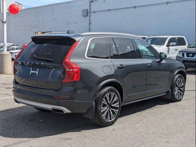 2021 Volvo XC90 Momentum