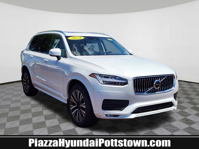 2021 Volvo XC90 Momentum