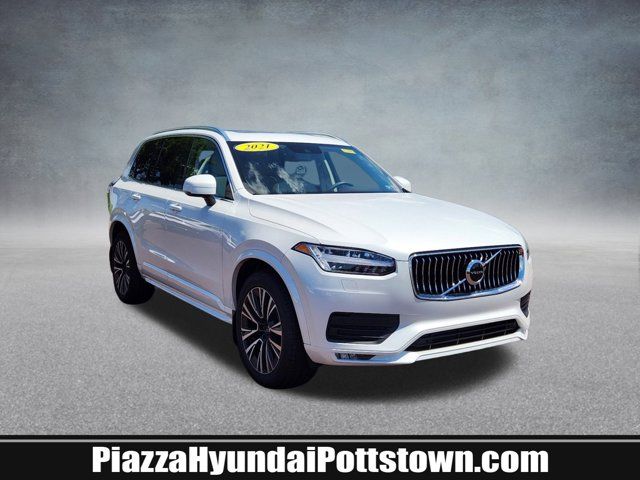 2021 Volvo XC90 Momentum