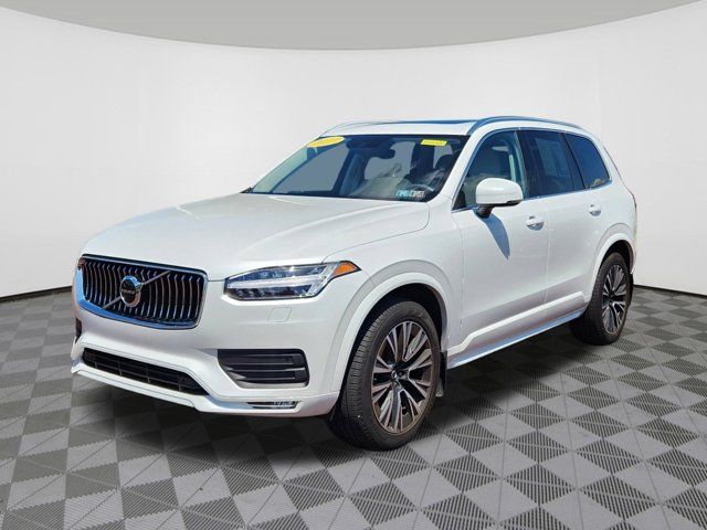 2021 Volvo XC90 Momentum