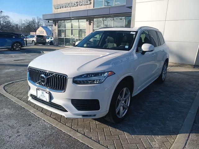 2021 Volvo XC90 Momentum