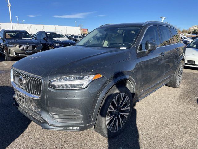 2021 Volvo XC90 Momentum