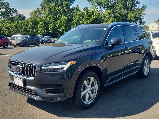 2021 Volvo XC90 Momentum