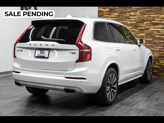 2021 Volvo XC90 Momentum