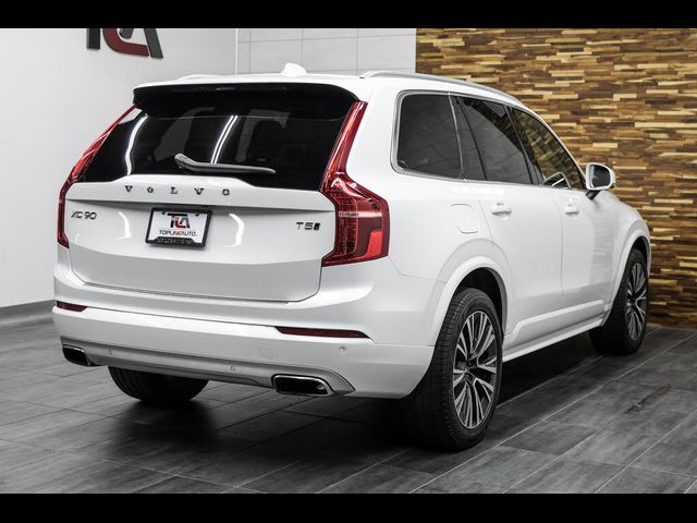 2021 Volvo XC90 Momentum