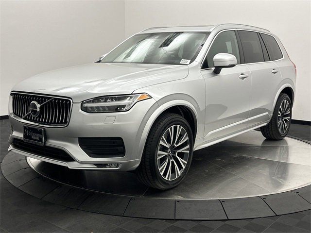 2021 Volvo XC90 Momentum