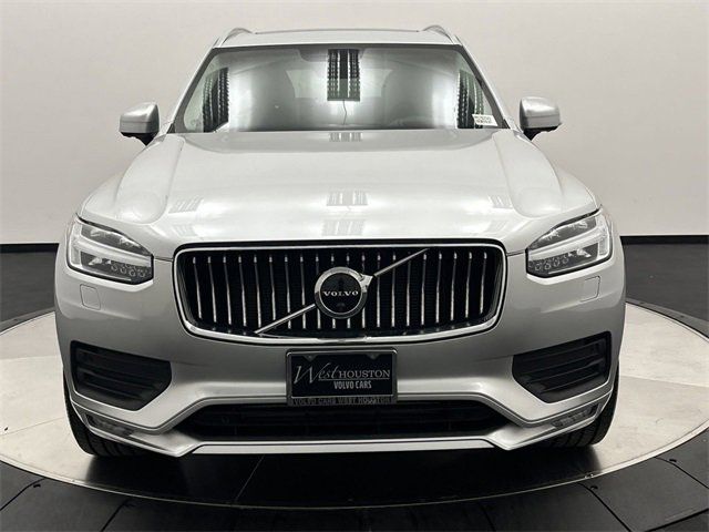 2021 Volvo XC90 Momentum