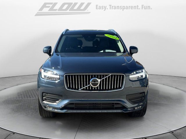 2021 Volvo XC90 Momentum