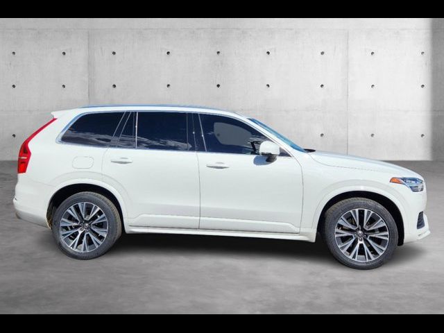 2021 Volvo XC90 Momentum