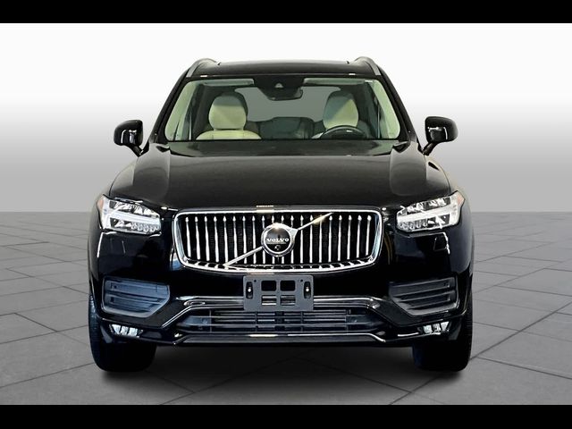 2021 Volvo XC90 Momentum