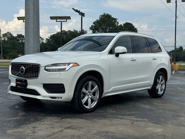 2021 Volvo XC90 Momentum