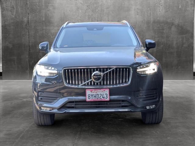 2021 Volvo XC90 Momentum