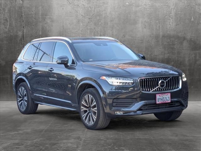 2021 Volvo XC90 Momentum