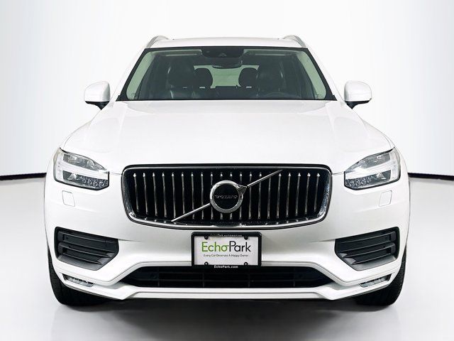 2021 Volvo XC90 Momentum