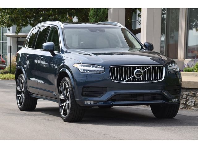 2021 Volvo XC90 Momentum