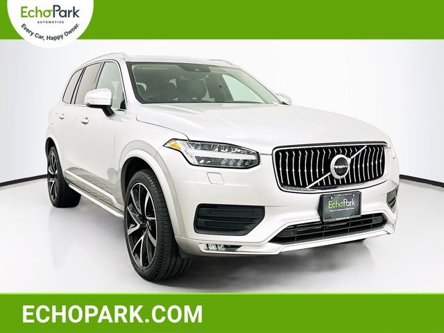 2021 Volvo XC90 Momentum