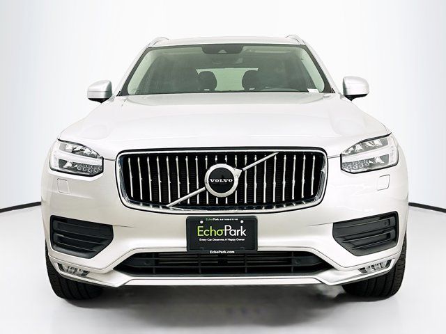 2021 Volvo XC90 Momentum