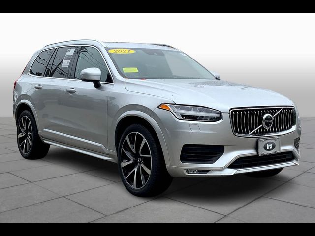 2021 Volvo XC90 Momentum