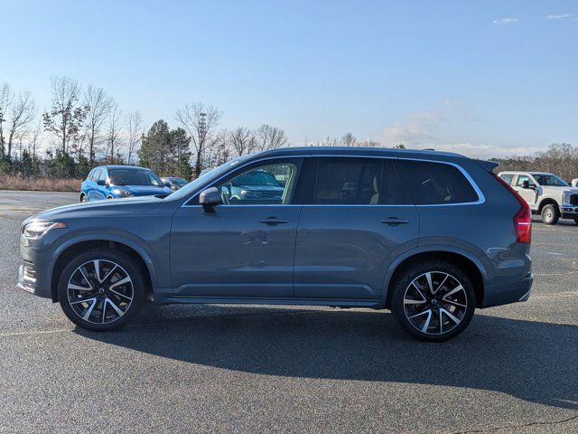 2021 Volvo XC90 Momentum