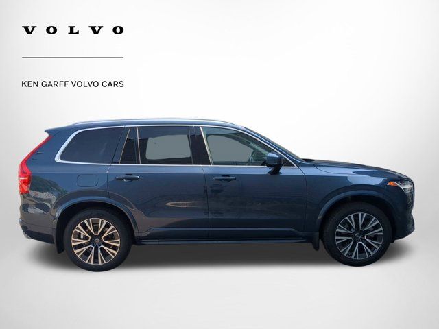 2021 Volvo XC90 Momentum