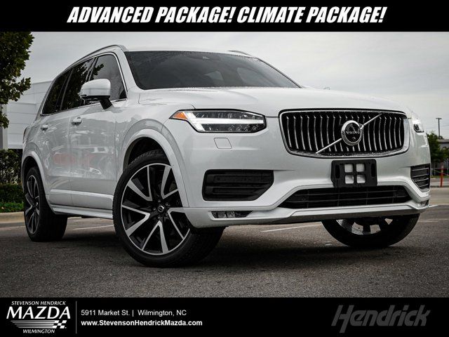 2021 Volvo XC90 Momentum