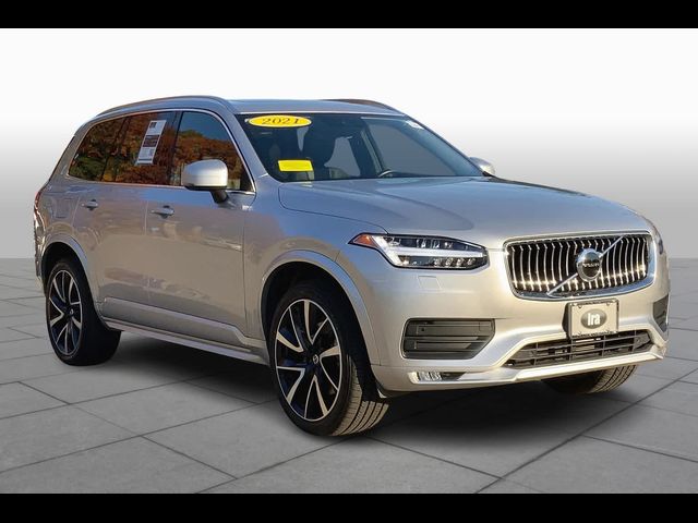 2021 Volvo XC90 Momentum