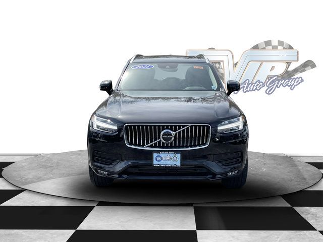 2021 Volvo XC90 Momentum