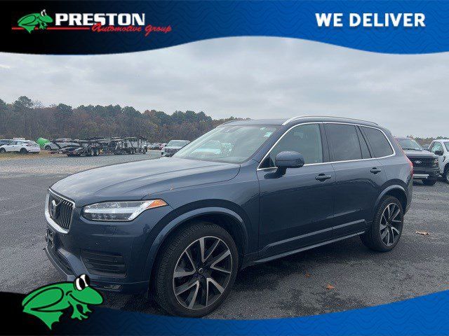 2021 Volvo XC90 Momentum