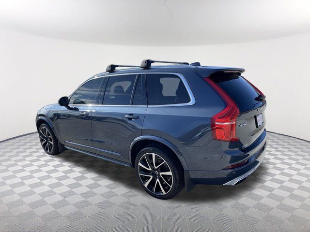 2021 Volvo XC90 Momentum