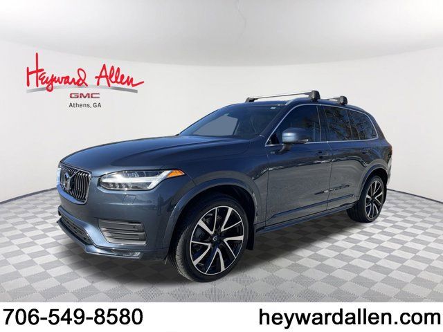 2021 Volvo XC90 Momentum