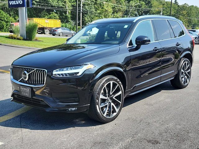 2021 Volvo XC90 Momentum