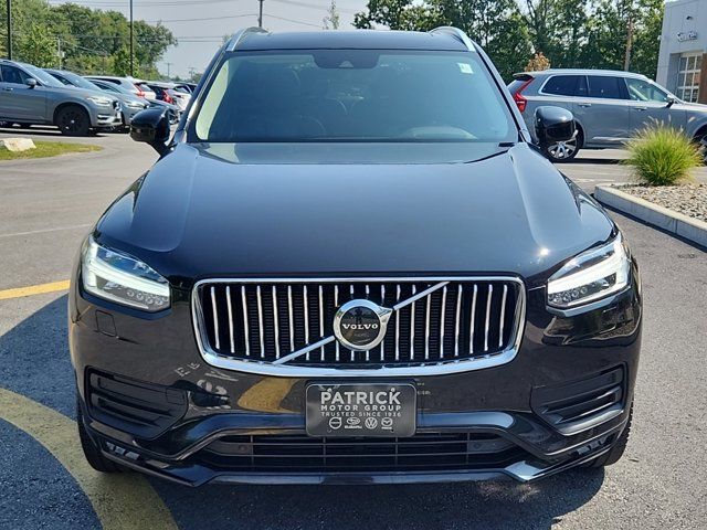 2021 Volvo XC90 Momentum