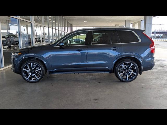 2021 Volvo XC90 Momentum
