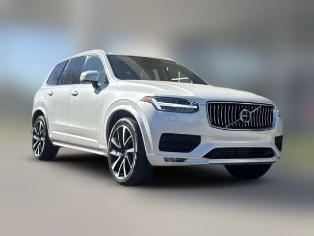 2021 Volvo XC90 Momentum