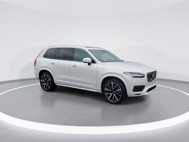 2021 Volvo XC90 Momentum